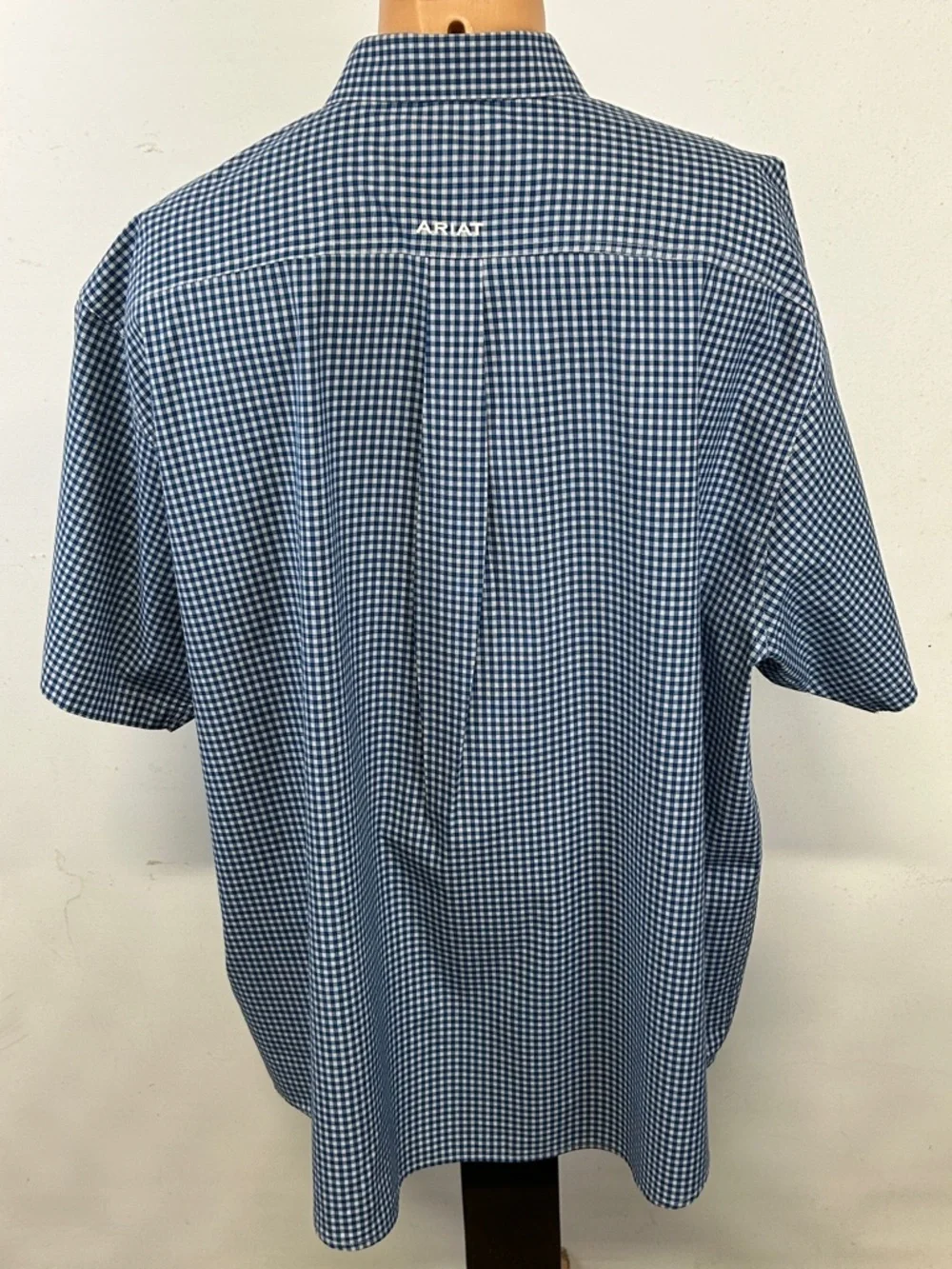 Ariat Pro Short Sleeve Button Down Collar Shirt.  3XL - Picture 6 of 7